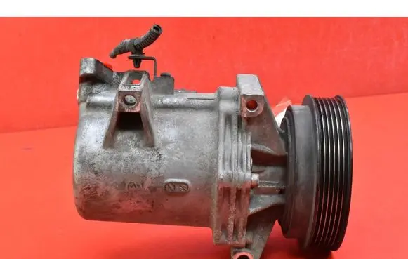 Renault Fluence Air conditioning (A/C) compressor (pump) 8201025121