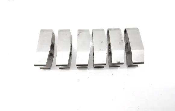 Mercedes-Benz E W211 Fuel Injector clamp holder