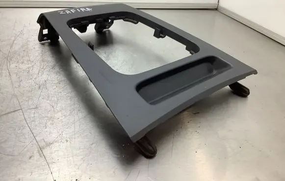 Opel Zafira B Gear shifter surround trim plastic 13162583