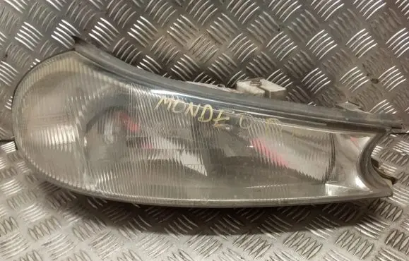 Ford Mondeo MK II Headlight/headlamp 1305235323