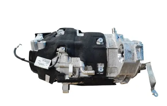 Polestar 2 Electric car motor 32362815 P1216724 T7035837