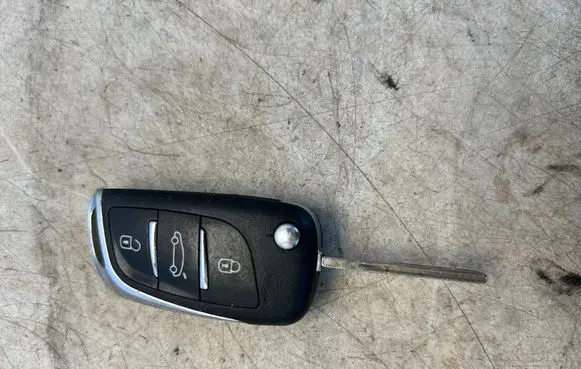 Citroen DS4 Ignition key/card 