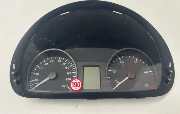 Mercedes-Benz Vito Viano W639 Speedometer (instrument cluster) A6399001100