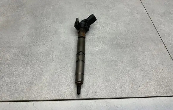 Audi A7 S7 4G Fuel injector 059130277CD