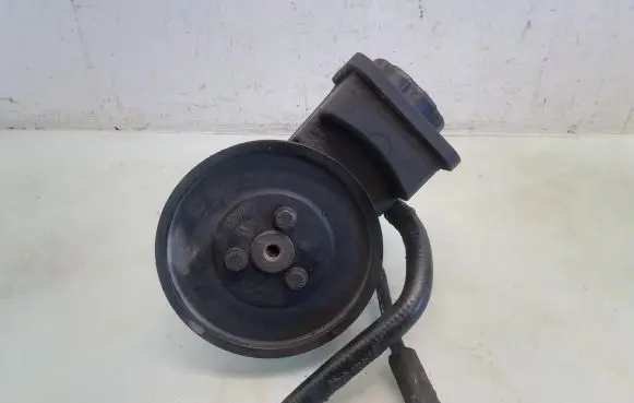BMW 3 E46 Power steering pump