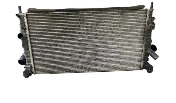 Volvo V50 Radiator set 9M519L440AC