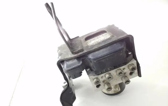 Opel Insignia A ABS Pump 13316697