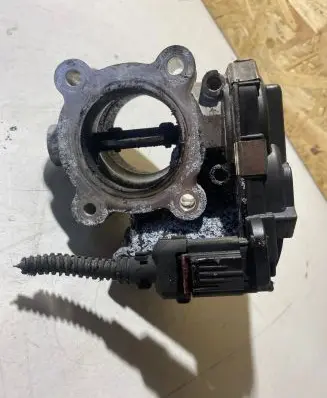 Opel Insignia A Throttle valve