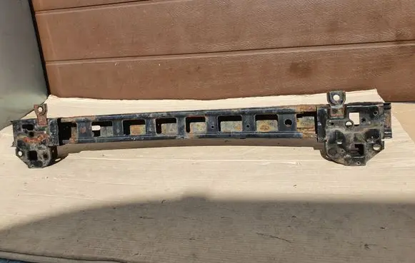 Hyundai Santa Fe Front bumper cross member
