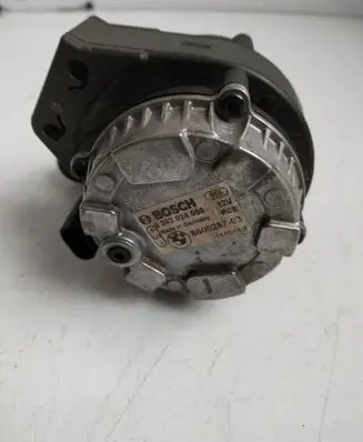 BMW i8 Electric auxiliary coolant/water pump 11518600287 0392024056