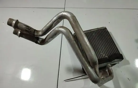 Mercedes-Benz C AMG W204 Heater blower radiator 171759