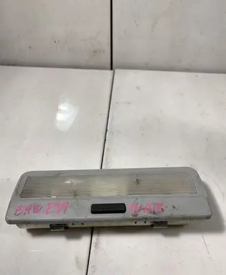 BMW 5 E39 Rear seat light 8363265