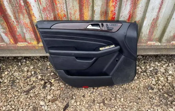 Mercedes-Benz ML W166 Front door card panel trim
