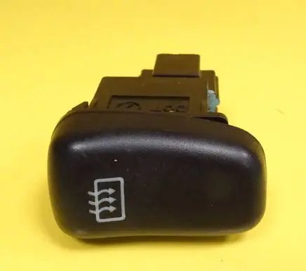Subaru Impreza I Windscreen/window heater switch 