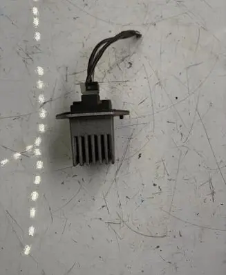 Mitsubishi L200 Heater blower motor/fan resistor 