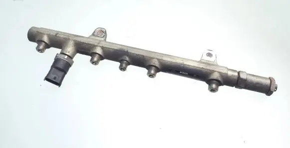Mitsubishi Space Star Fuel main line pipe 7700114017 0445214024 0281002522