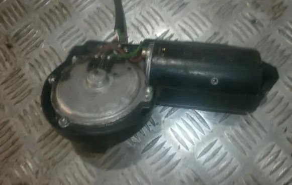 BMW 3 E36 Wiper motor