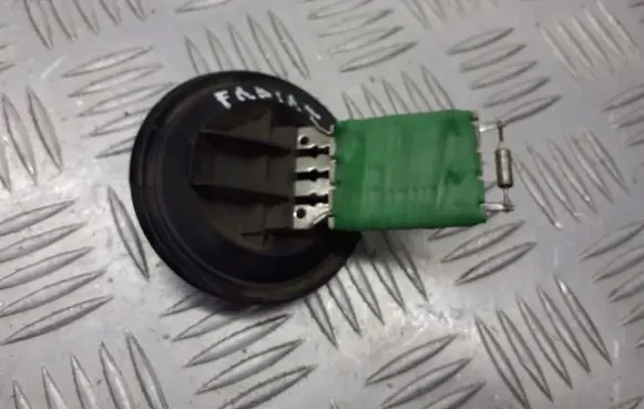 Skoda Fabia Mk1 (6Y) Heater blower fan relay 