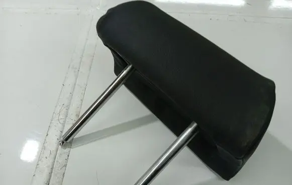 BMW 7 E65 E66 Front seat headrest 