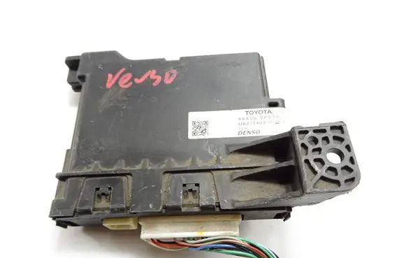 Toyota Verso Other devices 886500F270 MB2774000071