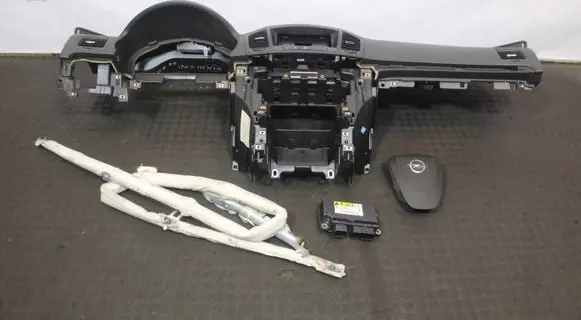 Opel Insignia A Dashboard