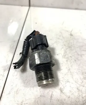 Fuel pressure sensor