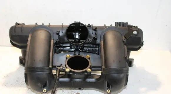 BMW 5 E60 E61 Intake manifold 7530828