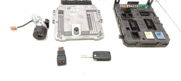 Citroen C6 Engine ECU kit and lock set 9664058880 9663123280 9666104080