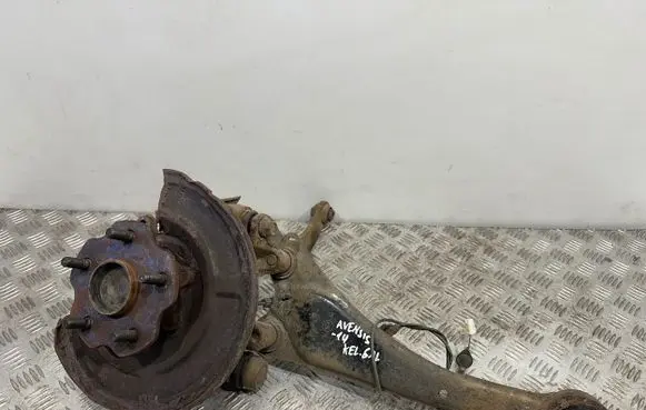 Toyota Avensis T270 Rear wheel hub