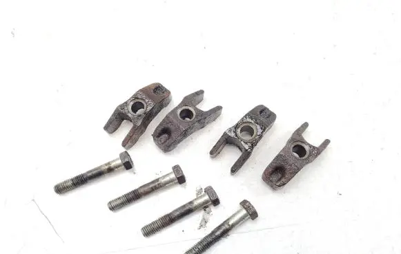 Skoda Octavia Mk1 (1U) Fuel Injector clamp holder
