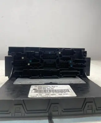 Mercedes-Benz C W203 Fuse box set 2035451601 5DK00848550