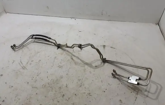 Dodge Durango Gearbox oil cooler pipe/hose 68258967AC