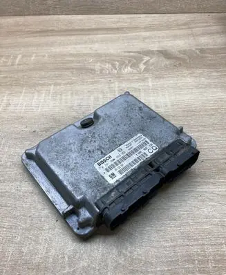 Opel Astra G Engine control unit/module ECU 09133267 0281001869