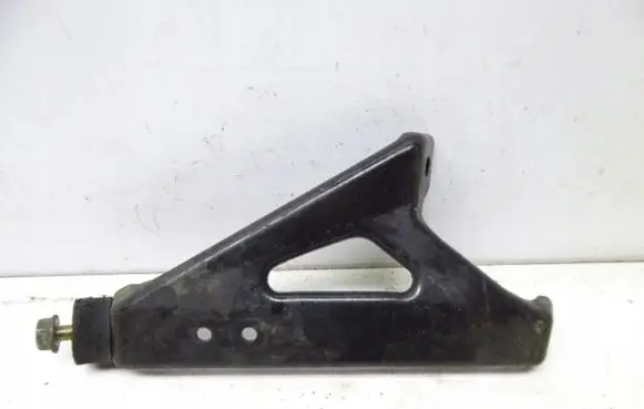 Volkswagen PASSAT B5.5 Engine mount bracket 06B129723AQ