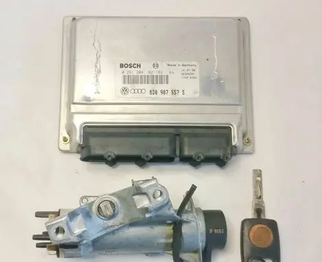 Audi A4 S4 B5 8D Engine control unit/module 8D0907557S