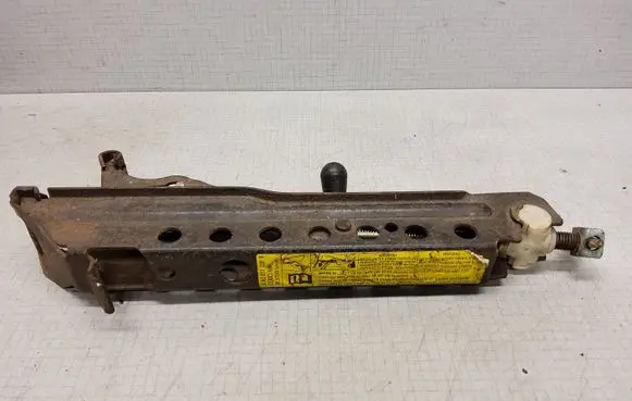 Audi 80 90 S2 B4 Lift Jack 4A0011031B