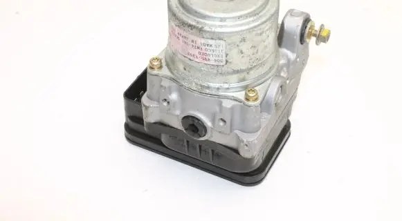 Honda S2000 ABS Pump 57105S2A 006V95139B