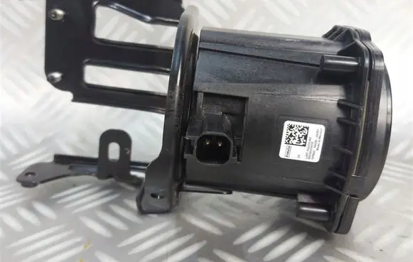 Ford Kuga III Horn signal LJ6T-19J215-AC
