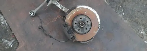 Audi A4 S4 B9 8W Front wheel hub spindle knuckle 8W0407560