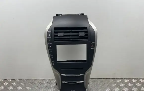 Lincoln MKZ II Radio/GPS head unit trim DP5T7E453BB FP5T18D699AC