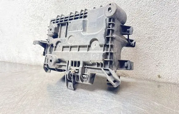 Opel Corsa D Battery tray 13235642 600002190