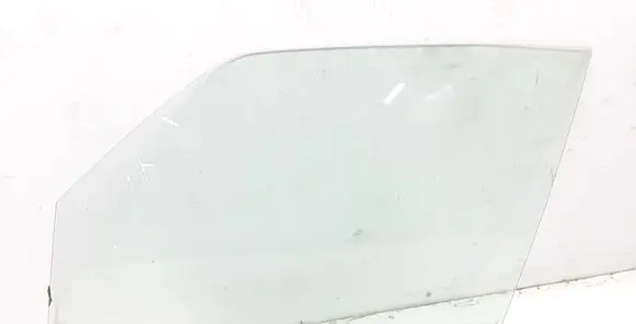 Mitsubishi Pajero Front door window glass four-door 43R00033