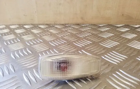 KIA Sorento Front fender indicator light 923033B1