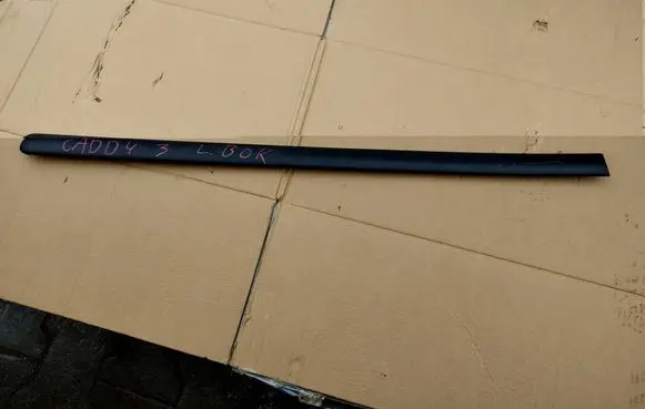 Volkswagen Caddy Side skirt rear trim 