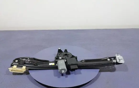 Citroen C3 Aircross Front door window regulator with motor 39227495