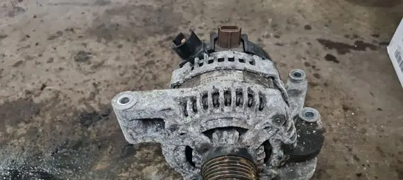 Volvo V50 Generator/alternator 30795494 3M5T10300VD