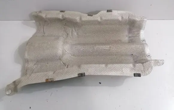 BMW 5 F10 F11 Heat shield in engine bay 7202860
