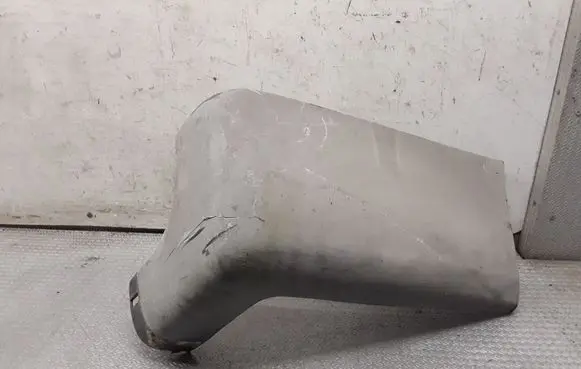 Rear bumper corner part panel trim