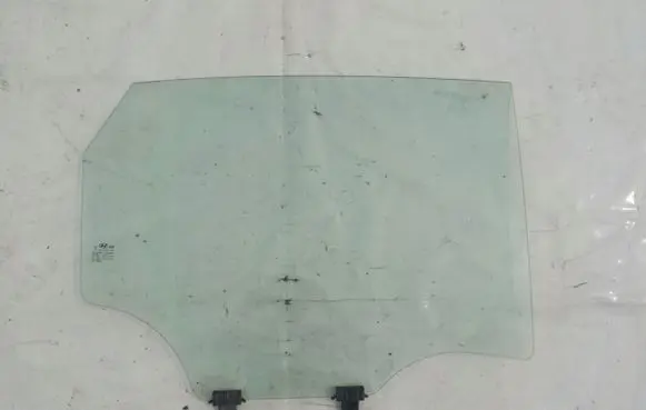 Hyundai Kona I Sliding door window/glass 43R016942