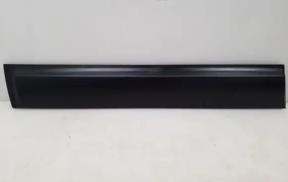 Nissan Qashqai Front door trim (molding) 